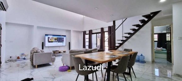 5 bedrooms Bungalow in Pattaya, Thailand No. 19433 4