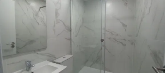 3 Schlafzimmer Doppelhaus in Costa da Caparica, Portugal, Nr. 30493 5