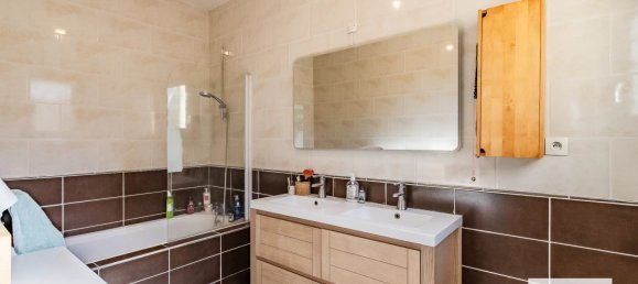 4 غرف نوم منزل في Echalas, France رقم 207638 9