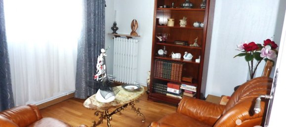 Casa de 3 habitaciónes en Nogent-sur-Oise, France No. 242861 9