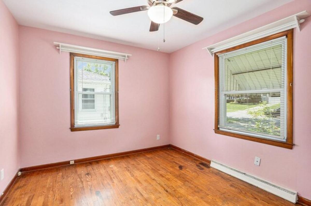 Casa de 5 dormitorios en Grand Rapids, USA No. 404384