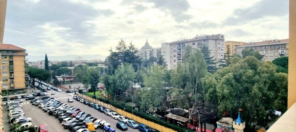 Apartamento de 4 divisões em Rome, Italy N.º 349586 2