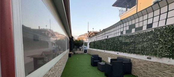 8 rooms Villa in Lusciano, Italy No. 64604 9