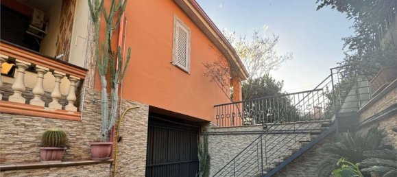 8 rooms Villa in Lusciano, Italy No. 64604 5