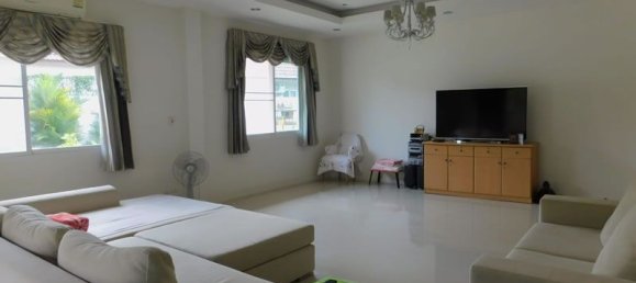 4 bedrooms Cafe / restaurant in Pattaya, Thailand No. 978 2