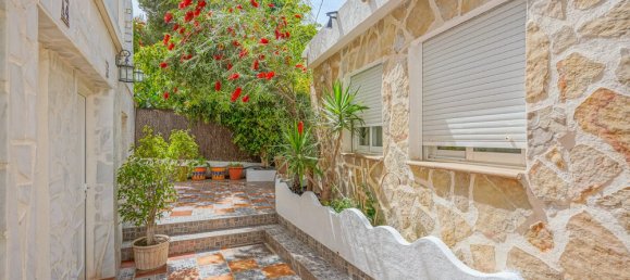 16 bedrooms Commercial property in Calpe, Spain No. 8234 15