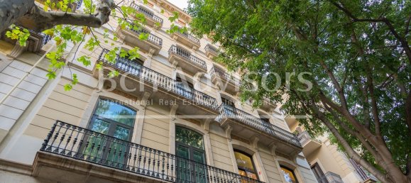 Apartamento de 3 dormitorios en Eixample, Spain No. 26161 32