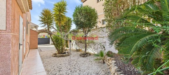 3 غرف نوم فيلا في Pinar De Campoverde, Spain رقم 188275 36