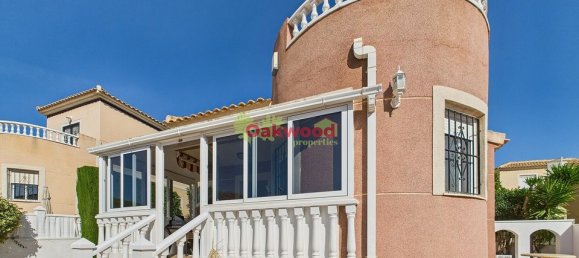 3 غرف نوم فيلا في Pinar De Campoverde, Spain رقم 188275 37