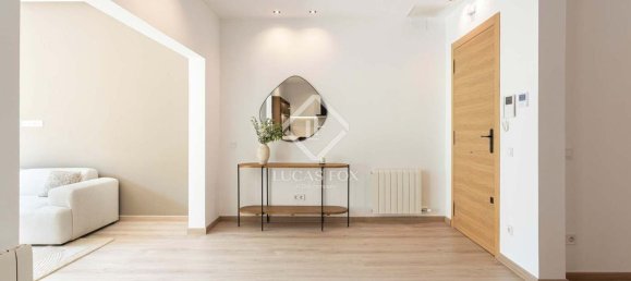 Apartamento T3 em Barcelona, Spain N.º 137103 2