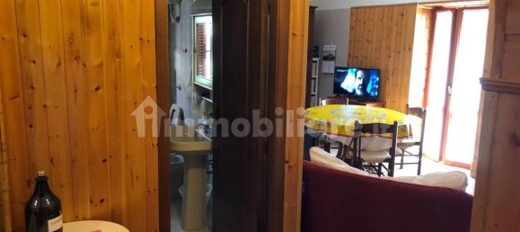 2 Schlafzimmer Wohnung in Capistrello, Italy, Nr. 255379 11