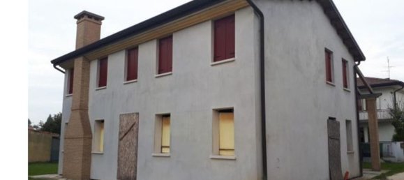 7-Zimmer Villa in Campolongo Maggiore, Italy, Nr. 255938 6