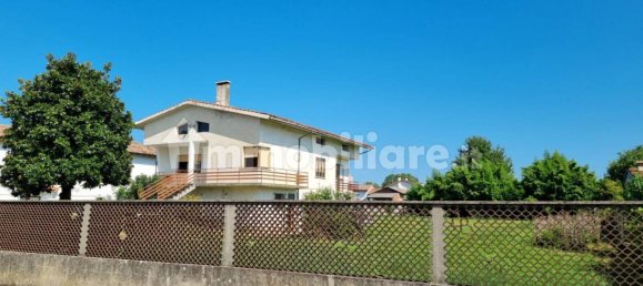 3 bedrooms Villa in Udine, Italy No. 108596 42