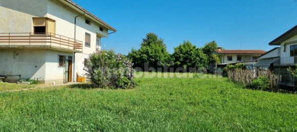 3 bedrooms Villa in Udine, Italy No. 108596 5