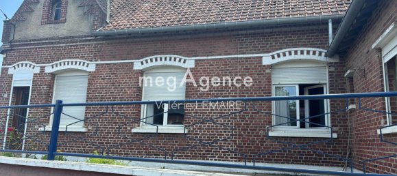 3 bedrooms House in Chaulnes, France No. 263898 16