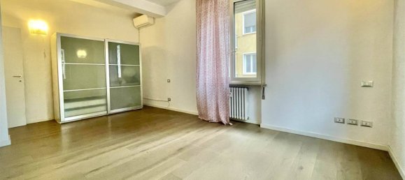 2 غرف نوم شقة في Mantua, Italy رقم 250240 28