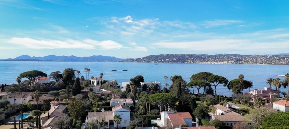 5 Schlafzimmer Villa in Antibes, France, Nr. 38249 13