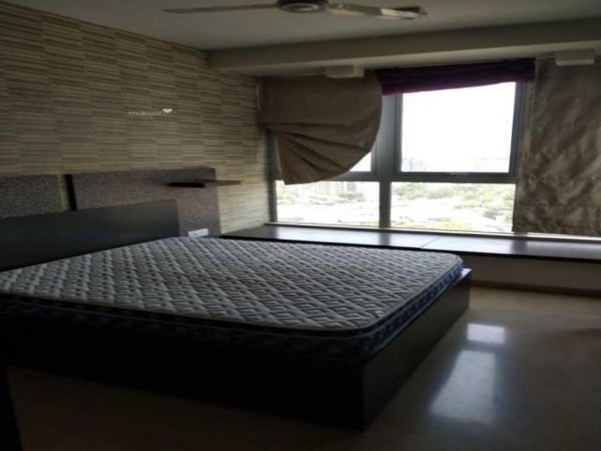 3 bedrooms House in Mumbai, India No. 51396