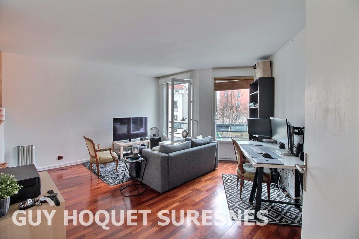 1 bedroom Apartment in Suresnes, France No. 182462
