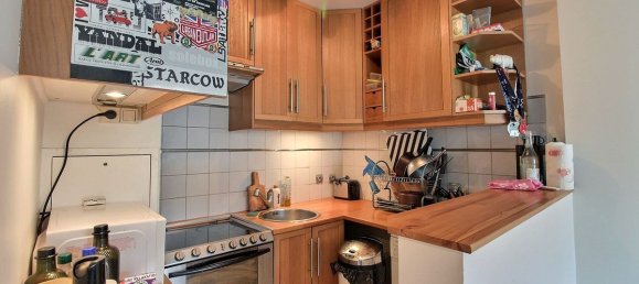 1 bedroom Apartment in Suresnes, France No. 182462 2