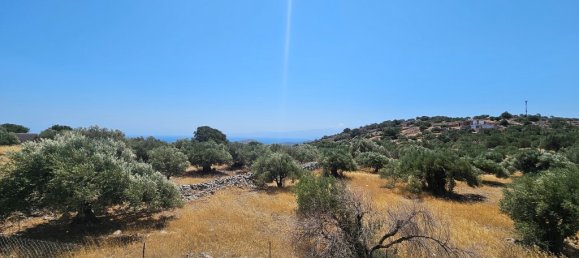 2610 m² terreno en venta en Agios Nikolaos, Lasithi, Crete, Greece № 92724 3