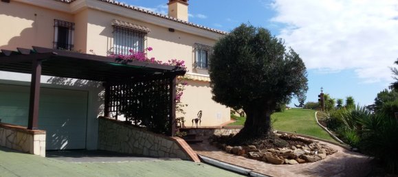 5 bedrooms Villa in Mijas Costa, Spain No. 9903 2