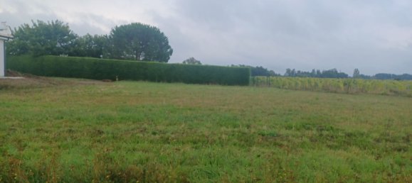 Grundstück in Jonzac, France 1180m², Nr. 111541 3