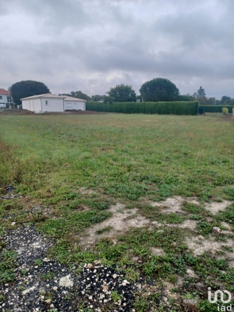 Grundstück in Jonzac, France 1180m², Nr. 111541