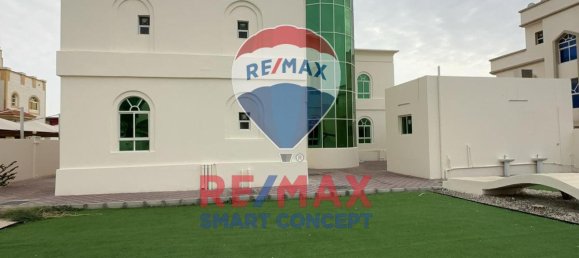 6 bedrooms Villa in Khalifa City, UAE No. 21572 6