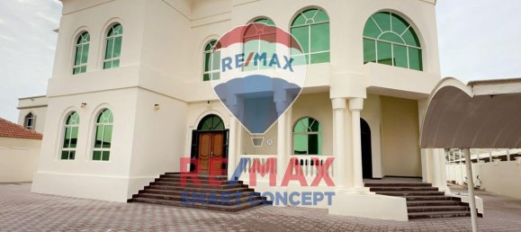 6 bedrooms Villa in Khalifa City, UAE No. 21572 2