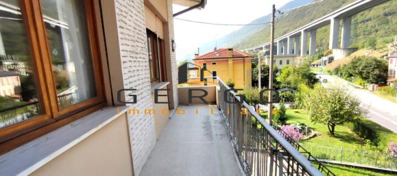 8 rooms House in Vittorio Veneto, Italy No. 2926 32