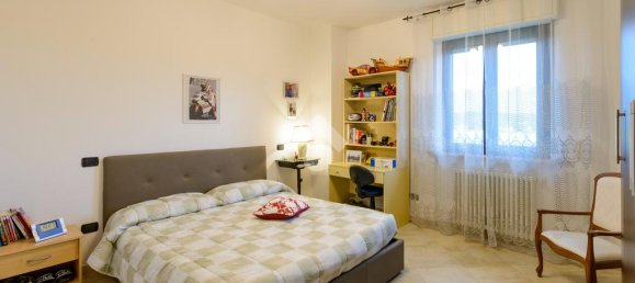 9 bedrooms Villa in Gubbio, Italy No. 48220 13