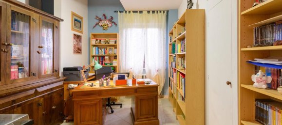 9 bedrooms Villa in Gubbio, Italy No. 48220 10