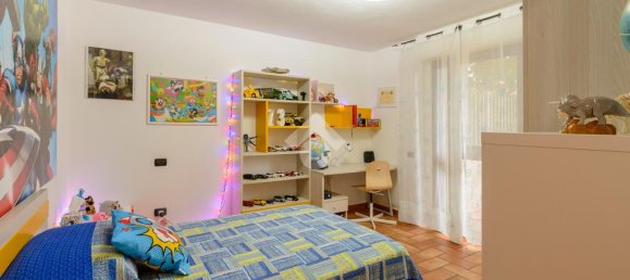 9 bedrooms Villa in Gubbio, Italy No. 48220 6