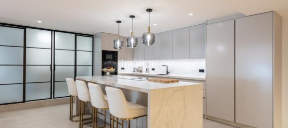 Apartamento T3 em Marbella, Spain N.º 122409 12