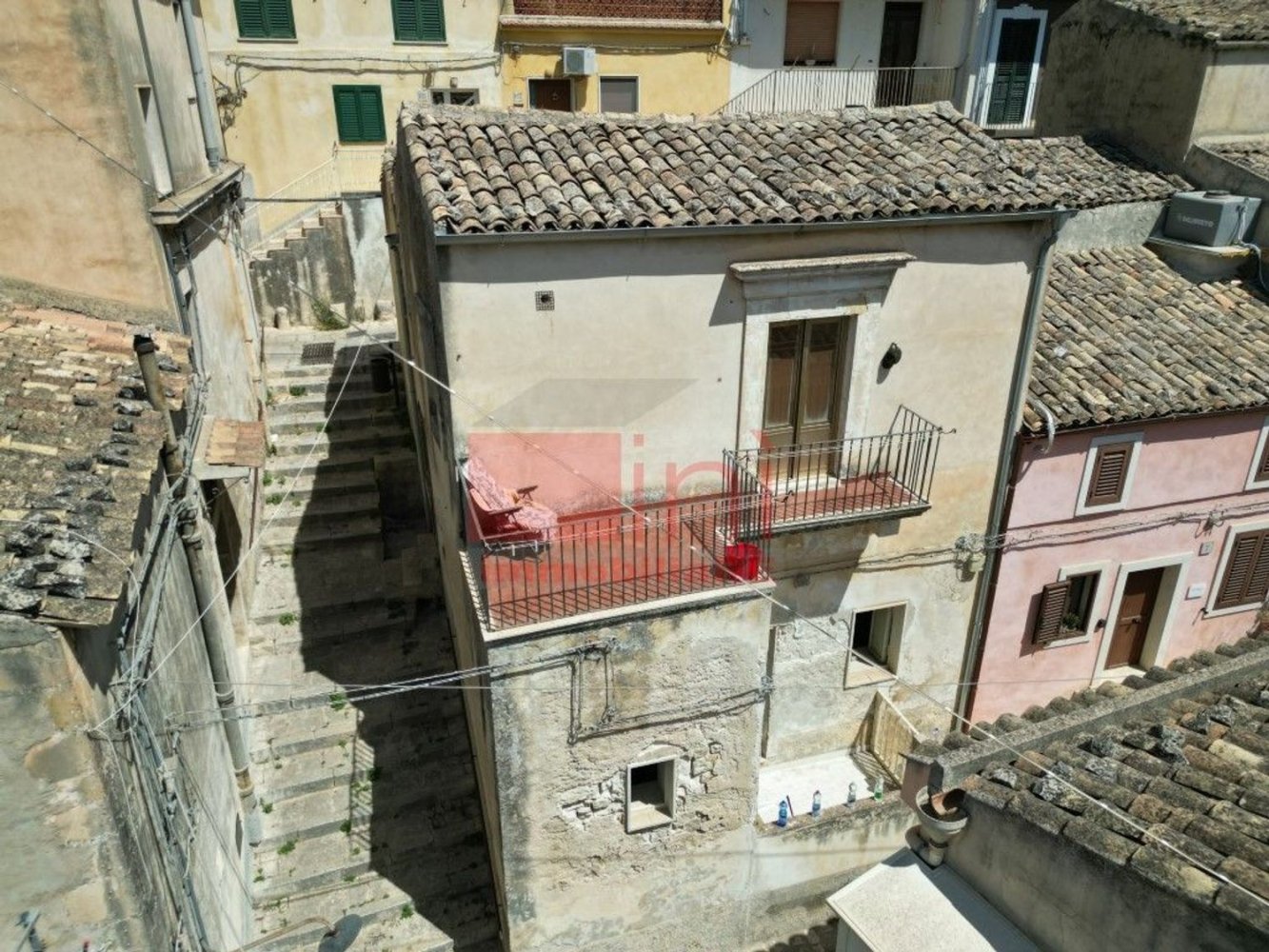 Casa de 7 divisões em Modica, Italy N.º 200197