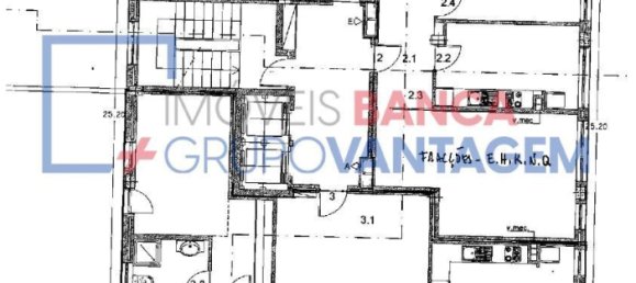 3 bedrooms Apartment in Porto, Portugal No. 212101 2