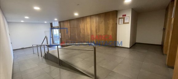 3 Schlafzimmer Wohnung in Porto, Portugal, Nr. 212101 16