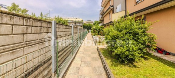 11m² Garage in Arese, Italy No. 362970 4