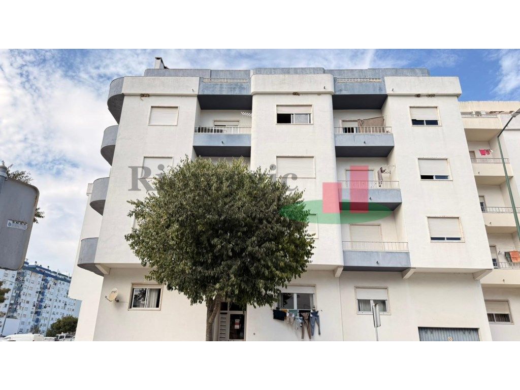3 bedrooms Apartment in Rio Maior, Portugal No. 325952