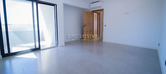 7 bedrooms House in Quarteira, Portugal No. 33058 9