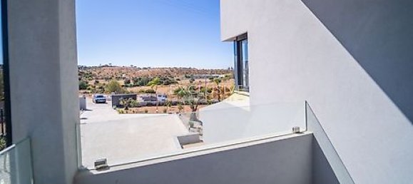 7 bedrooms House in Quarteira, Portugal No. 33058 8