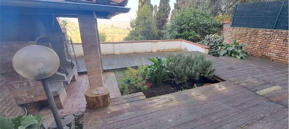 Casa de 9 divisões em San Miniato, Italy N.º 129819 8