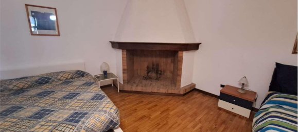 Casa de 9 divisões em San Miniato, Italy N.º 129819 20