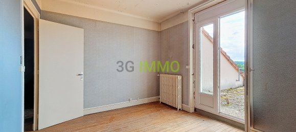 400m² Building in Abrest, France No. 204054 6