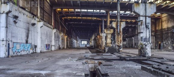 395m² Warehouse in Santorso, Italy No. 267097 5