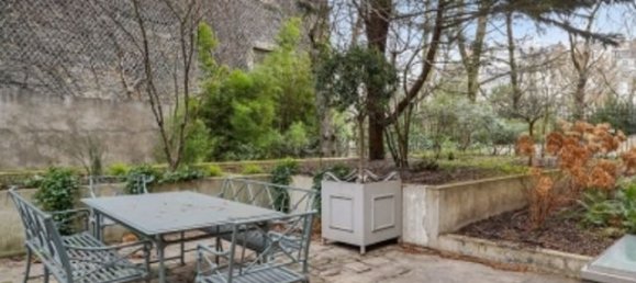 859m² Office in Paris, France No. 167802 4