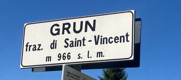 Casa de 4 habitaciónes en Saint Vincent, Italy No. 261494 24