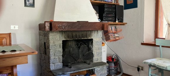 Casa de 4 habitaciónes en Saint Vincent, Italy No. 261494 12