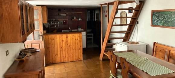 Casa de 4 habitaciónes en Saint Vincent, Italy No. 261494 13